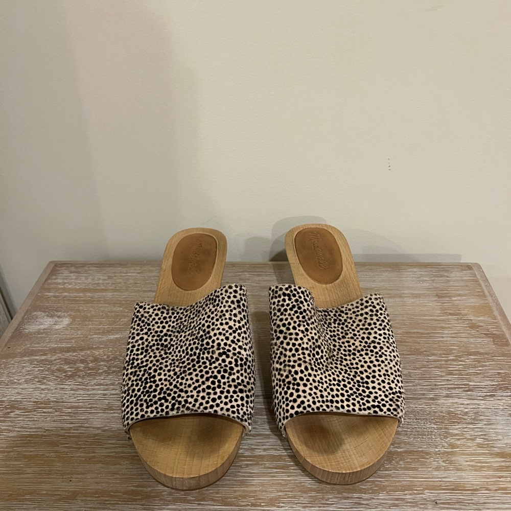 Madewell cheetah print clogs. Moving abroad so I am downsizing my closet!